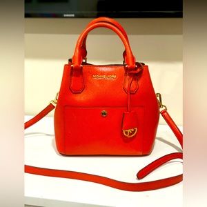 Michael kors satchel